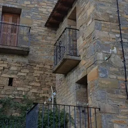 Preciosas Vistas A La Montana, Luminoso Y Acogedor Apartment El Pueyo de Araguas Exterior photo